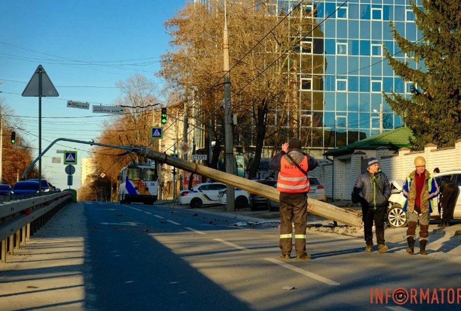 стовп