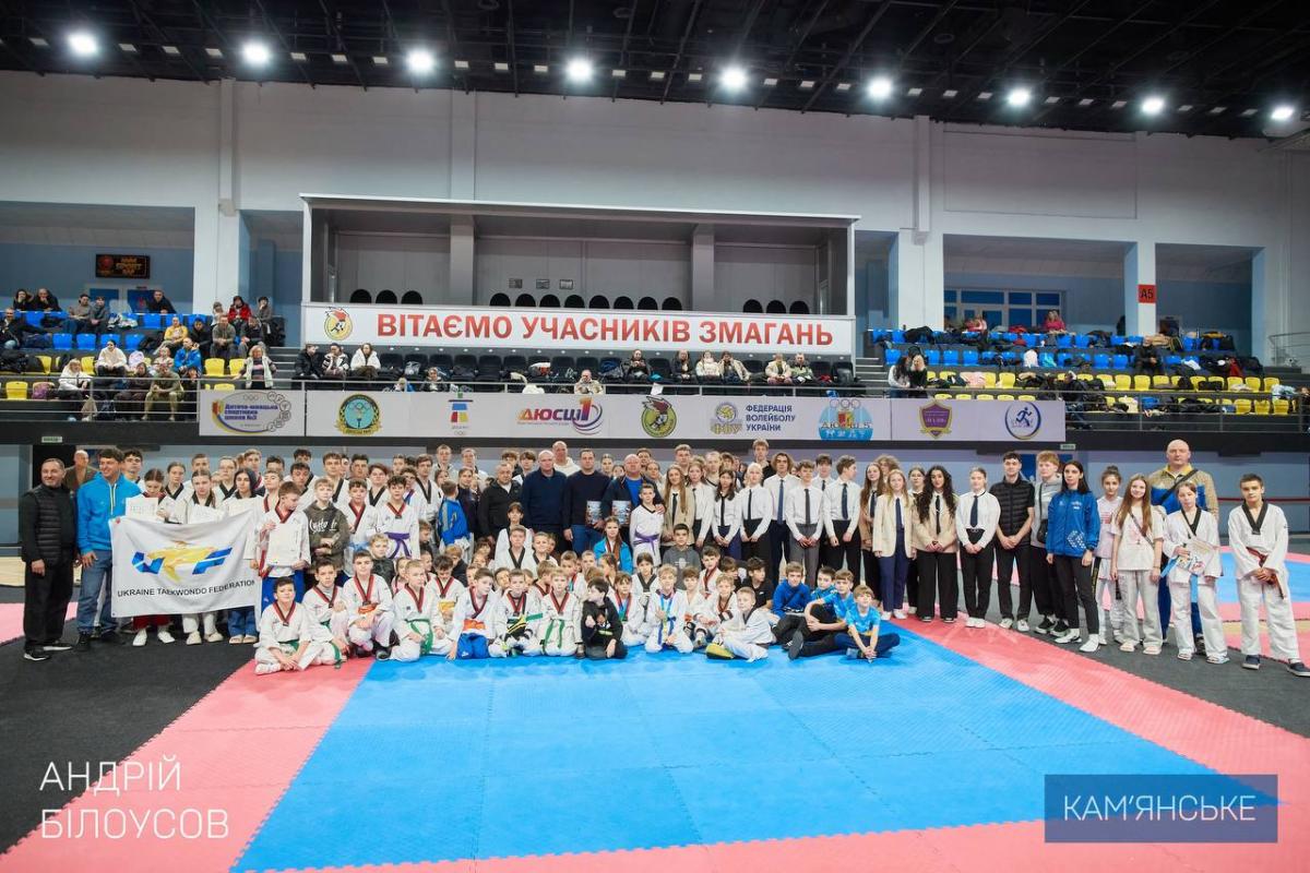 спортсмены