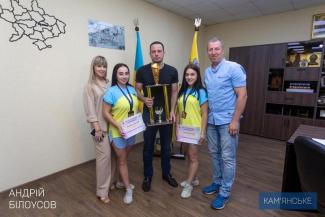 Белоусов