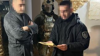 вкрав