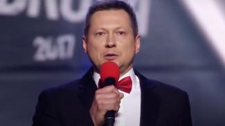 і