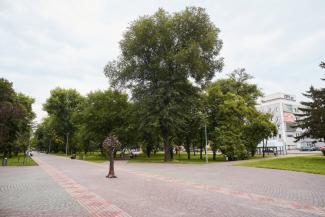 город