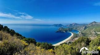 море
