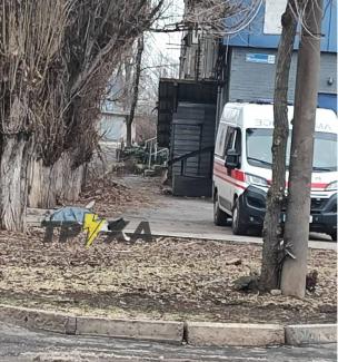 труп