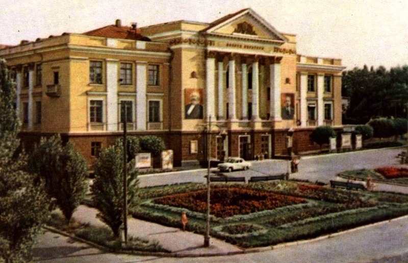 ампир