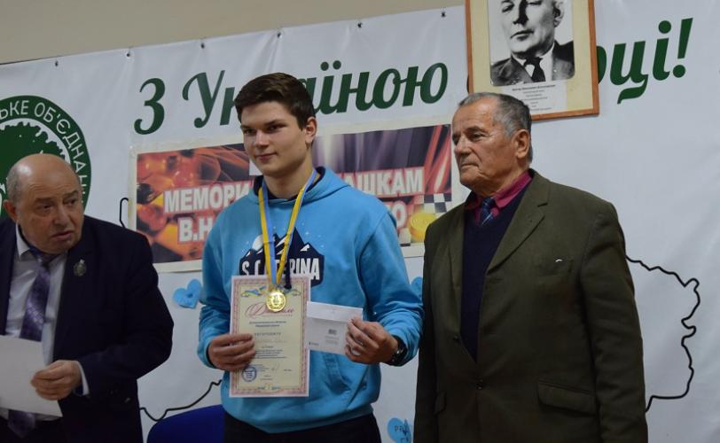 шашки