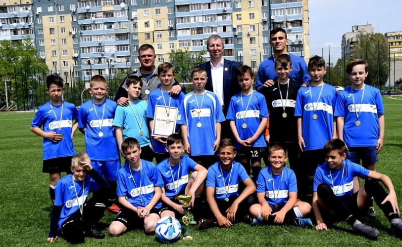 футболисты