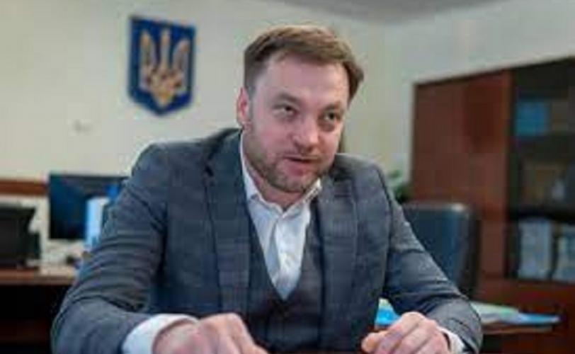 министр