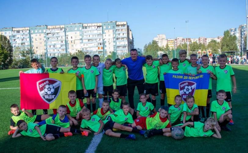 футболисты