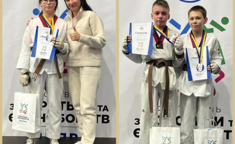 спортсмены