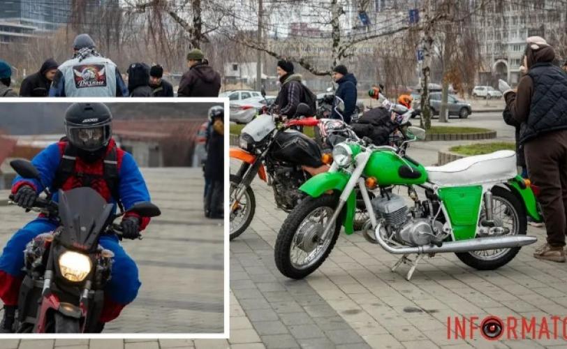 мотоциклісти