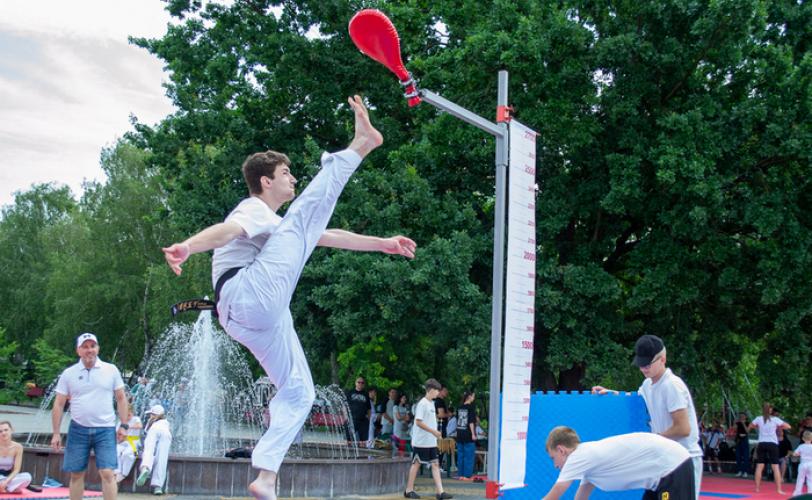 спорт
