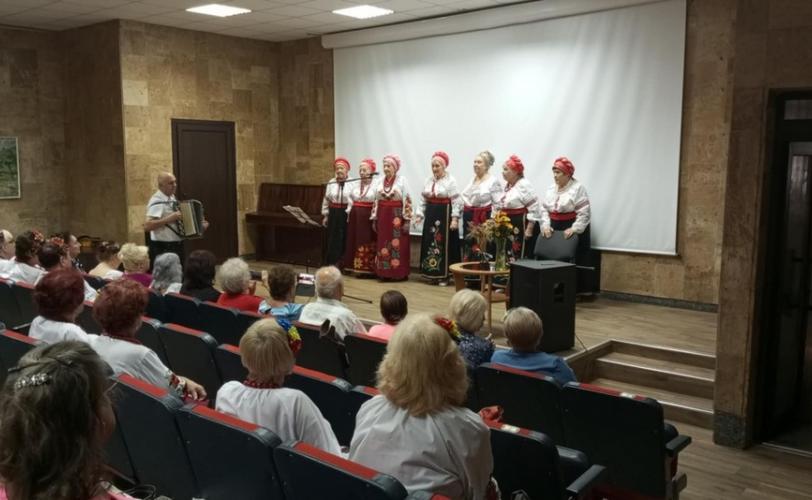 святкові “посиденьки”