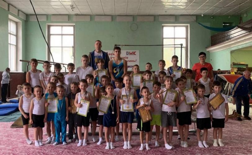 спортивна гімнастика