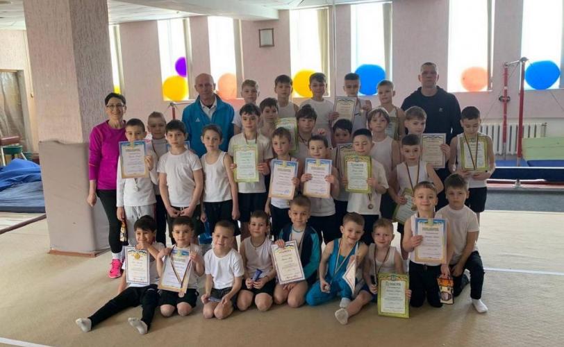 спортивна гімнастика