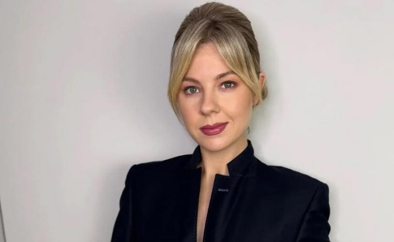 Олена Курбанова