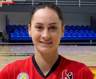 Николова