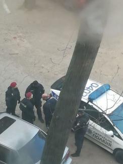дебош