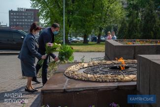 возложение