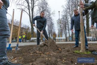 Белоусов