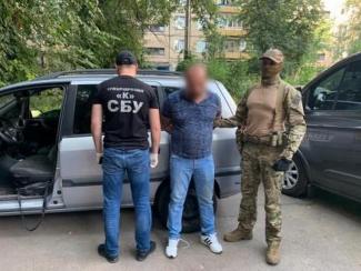 вымогатель