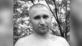г