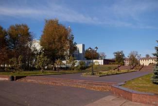 город
