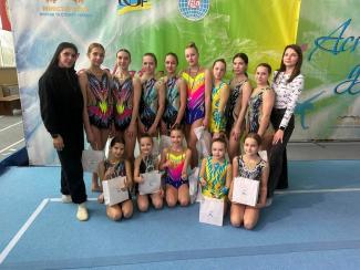 спортивна акробатика