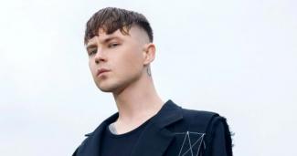 Артем Пивоваров