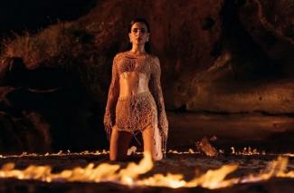 Анна Трінчер