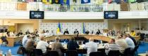 лікарні